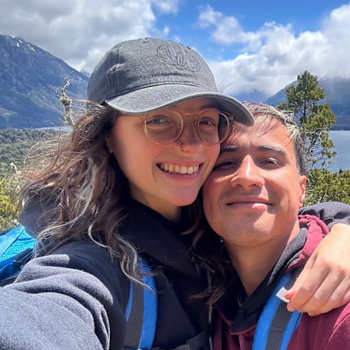 Profile image for pet sitters Daniela & Luis