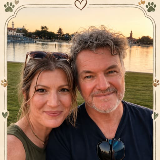 Profile image for pet sitters Rachel & Simon