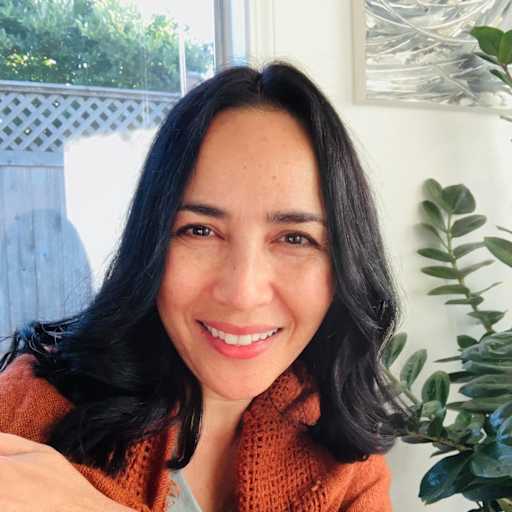 Profile image for pet sitter Verioska