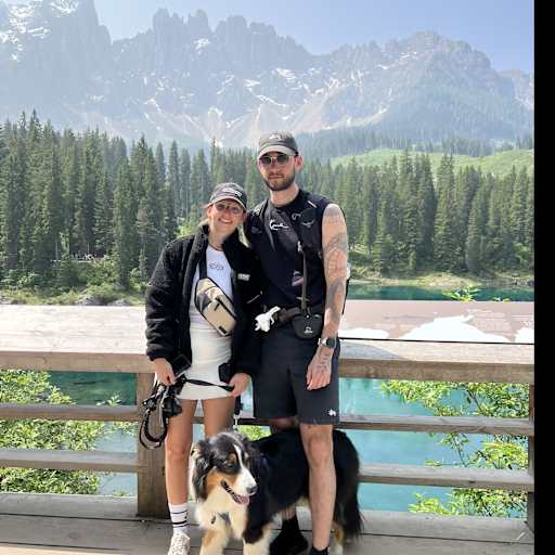 Profile image for pet sitters Lydie & Kevin
