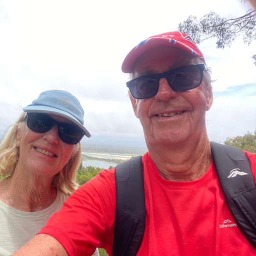 Profile image for pet sitters Perrine & Bryan