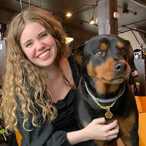 Profile image for pet sitter Cassidy