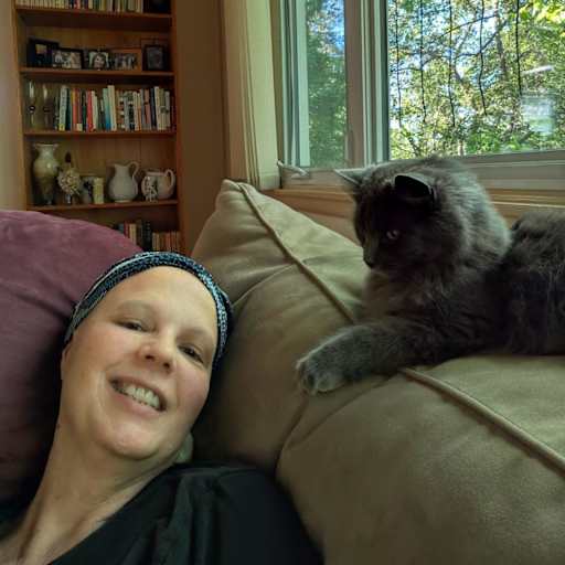 Profile image for pet sitter Leslie