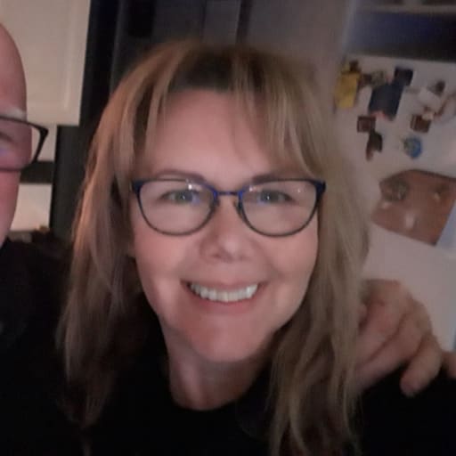 Profile image for pet sitters Leigh & James