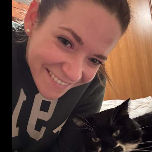 Profile image for pet sitter Marine