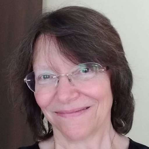 Profile image for pet sitter Pamela