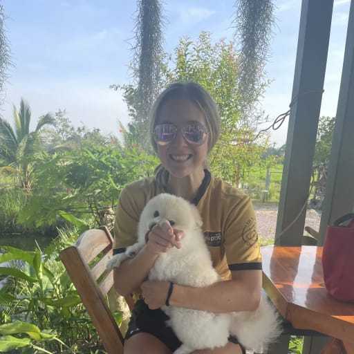 Profile image for pet sitter Kyla