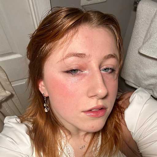 Profile image for pet sitter Mya