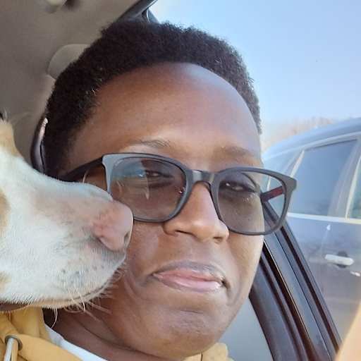 Profile image for pet sitter Charniece