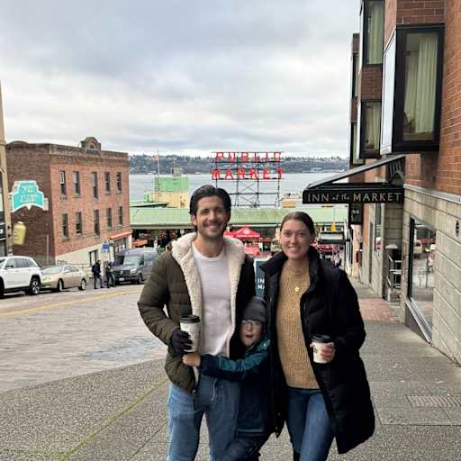 Profile image for pet sitters Angela & Matt