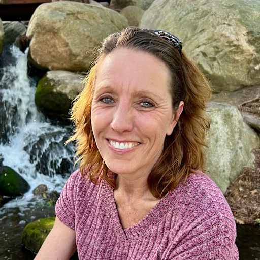 Profile image for pet sitter Cheryl