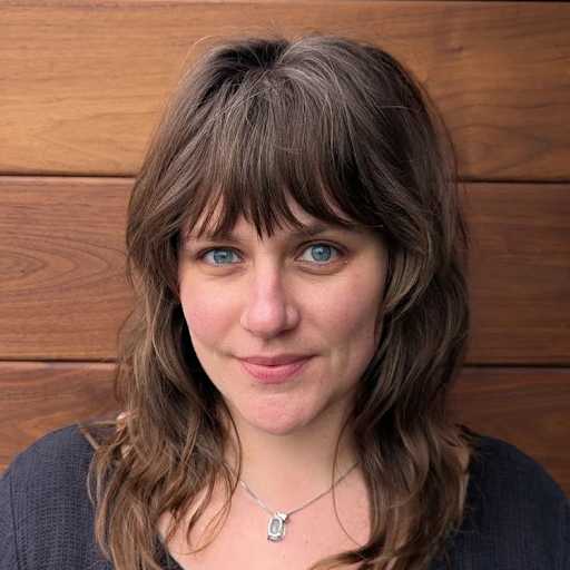 Profile image for pet sitter Elizabeth
