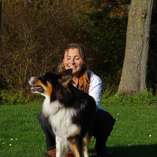 Profile image for pet sitter Lente Eliza