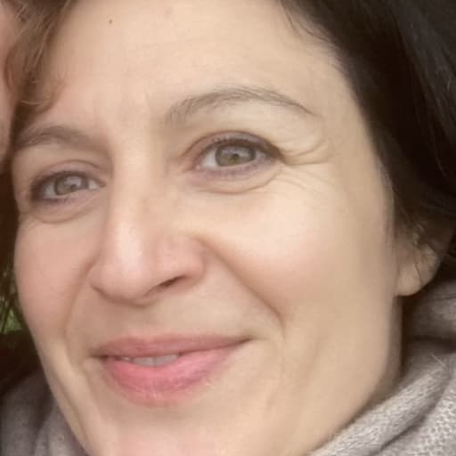 Profile image for pet sitters Donya & Nicolas