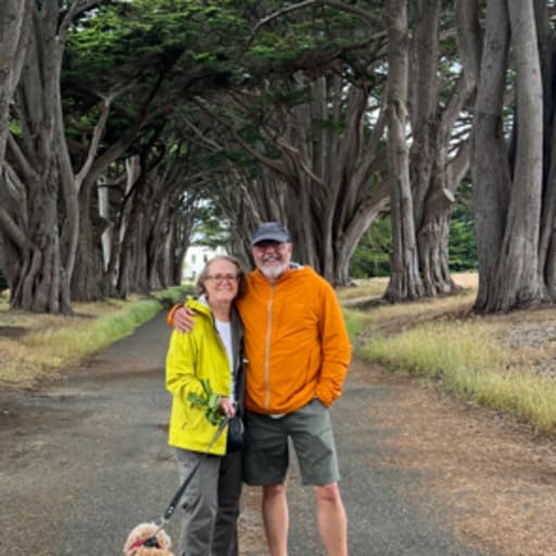 Profile image for pet sitters Margaret & Jeffrey