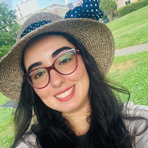 Profile image for pet sitter Soukaina