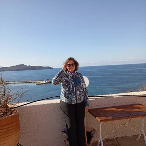 Profile image for pet sitters Sophia & Christopher David
