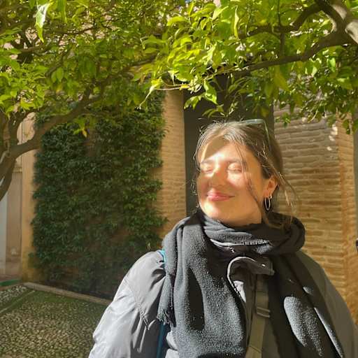 Profile image for pet sitter Charlotte