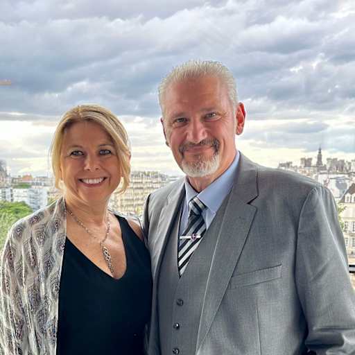 Profile image for pet sitters Melissa & Jack