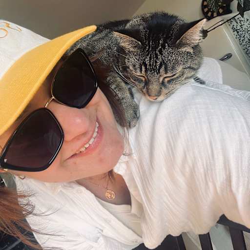 Profile image for pet sitter Pascale