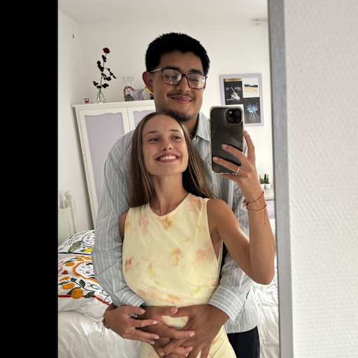 Profile image for pet sitters Esteban & Katell