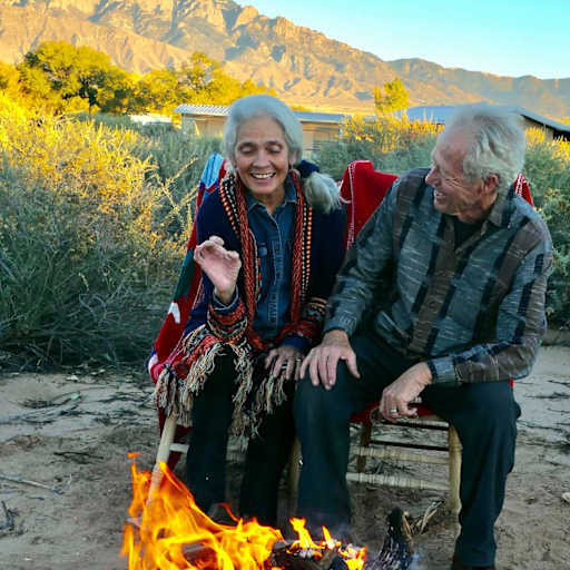 Profile image for pet sitters Liz & Bob