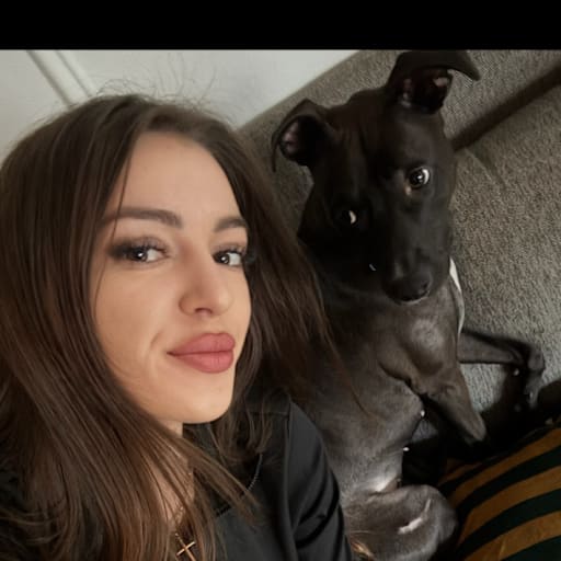 Profile image for pet sitter Maria