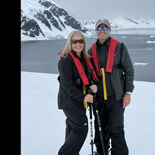Profile image for pet sitters Karen & Michael