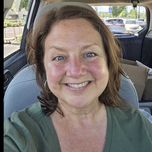 Profile image for pet sitter Andrea