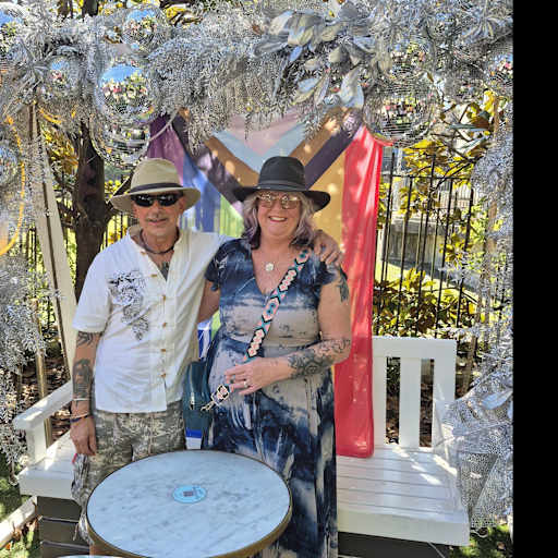 Profile image for pet sitters Sharen & Paul