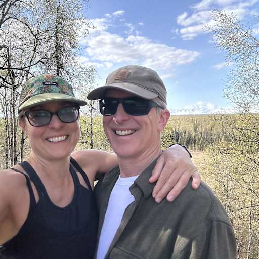 Profile image for pet sitters Anna & Jeffrey