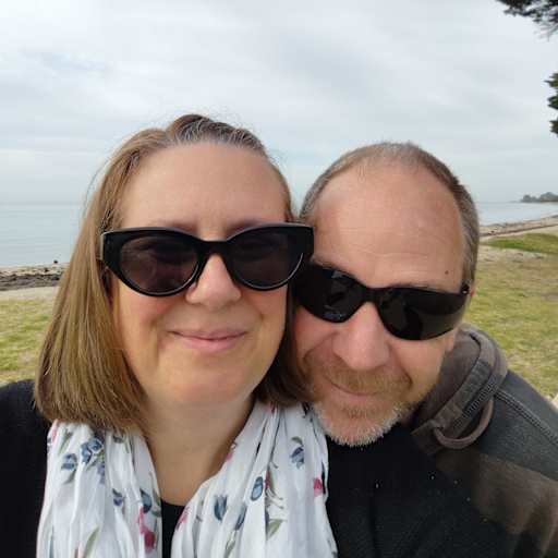 Profile image for pet sitters Jennifer & Travis