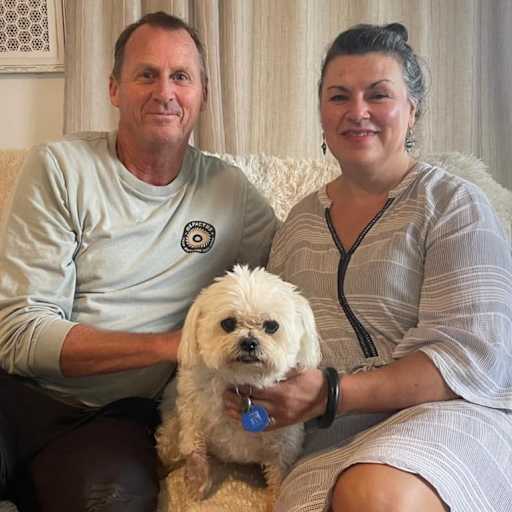 Profile image for pet sitters Tracey & Barry