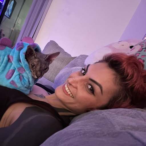 Profile image for pet sitter Roxy