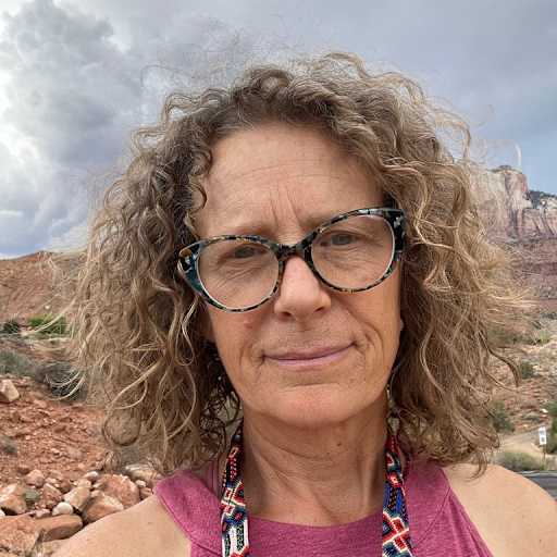 Profile image for pet sitter Joy