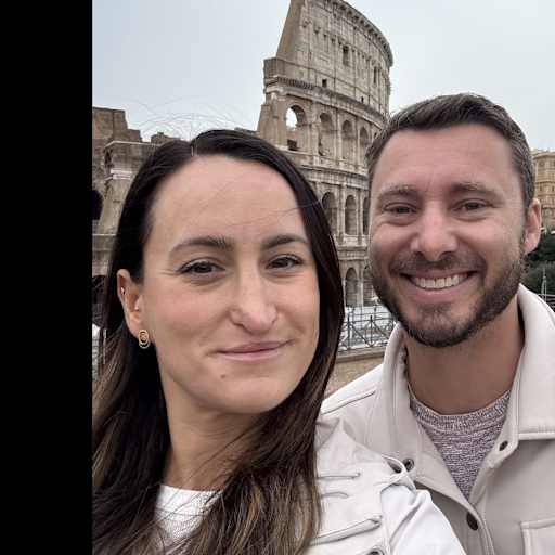 Profile image for pet sitters Miriam & Radd