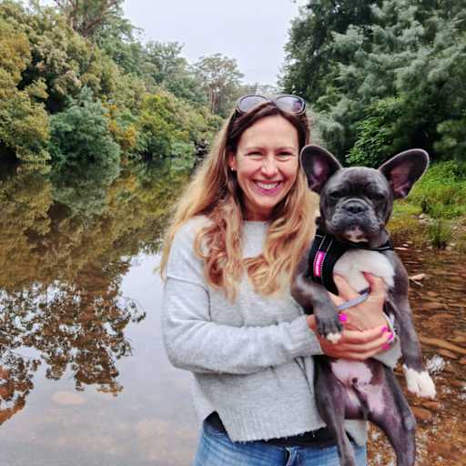 Profile image for pet sitter Emily