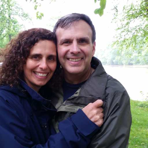 Profile image for pet sitters Carol & Gerard