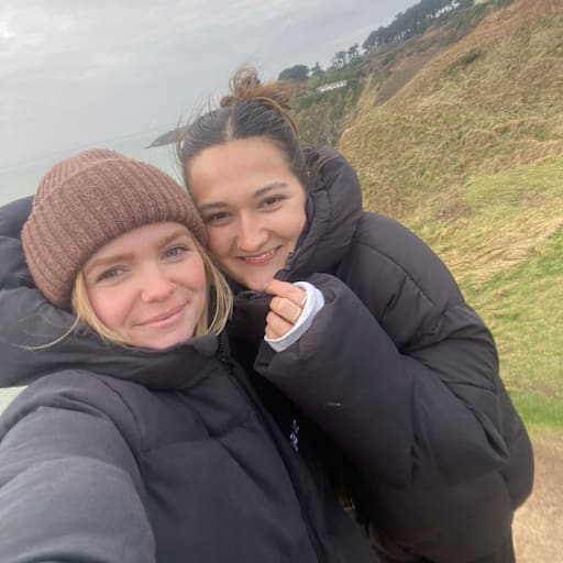 Profile image for pet sitters Sina & Ela
