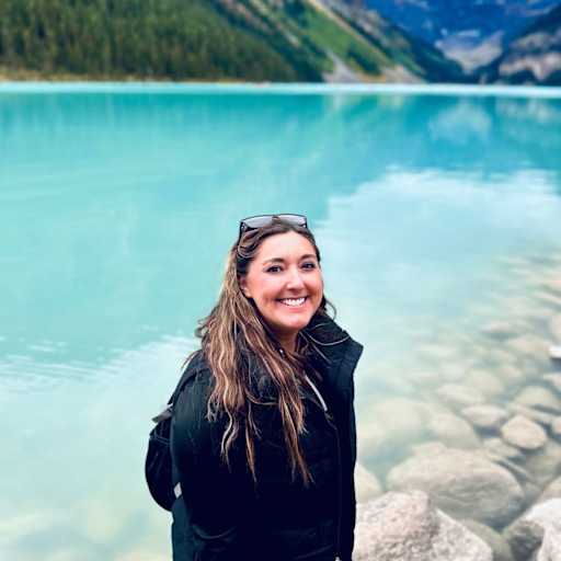 Profile image for pet sitter Melanie