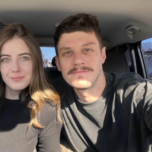 Profile image for pet sitters Jhéssica Marcella & Casemiro