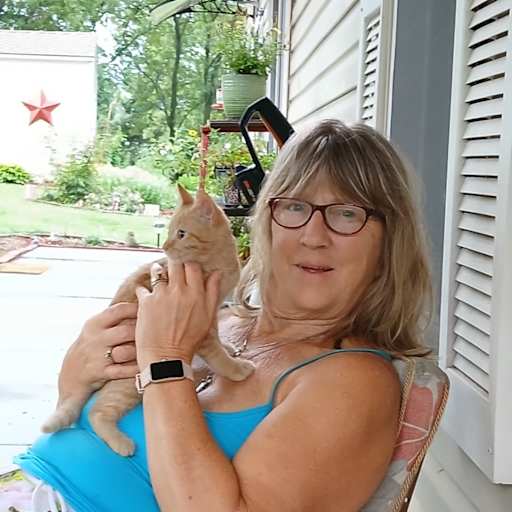 Profile image for pet sitters Renee & John