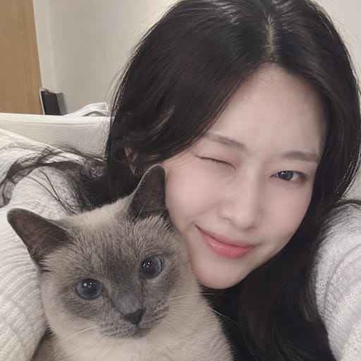 Profile image for pet sitter JUYEON