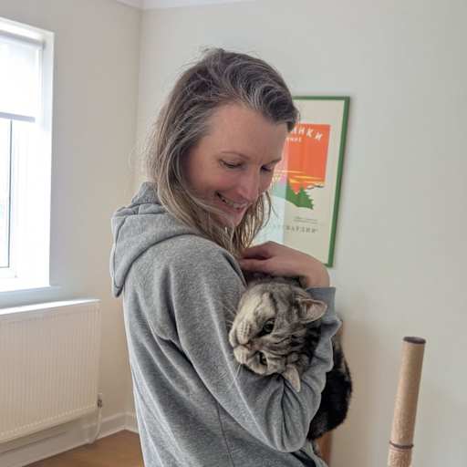 Profile image for pet sitter colleen