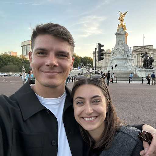Profile image for pet sitters Elena & John