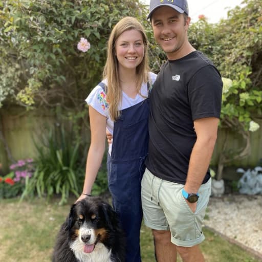 Profile image for pet sitters louise & James 