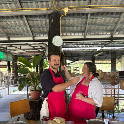 Profile image for pet sitters David & Georgia