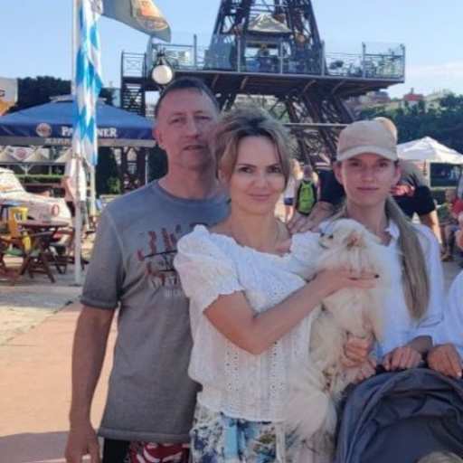 Profile image for pet sitters Iryna & Sergiy