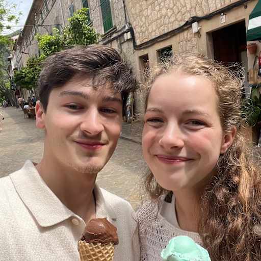 Profile image for pet sitters Cameron & Olivia