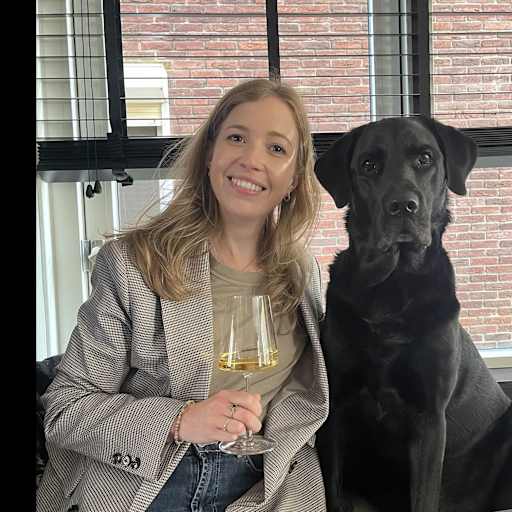 Profile image for pet sitters Sanne & Sherida